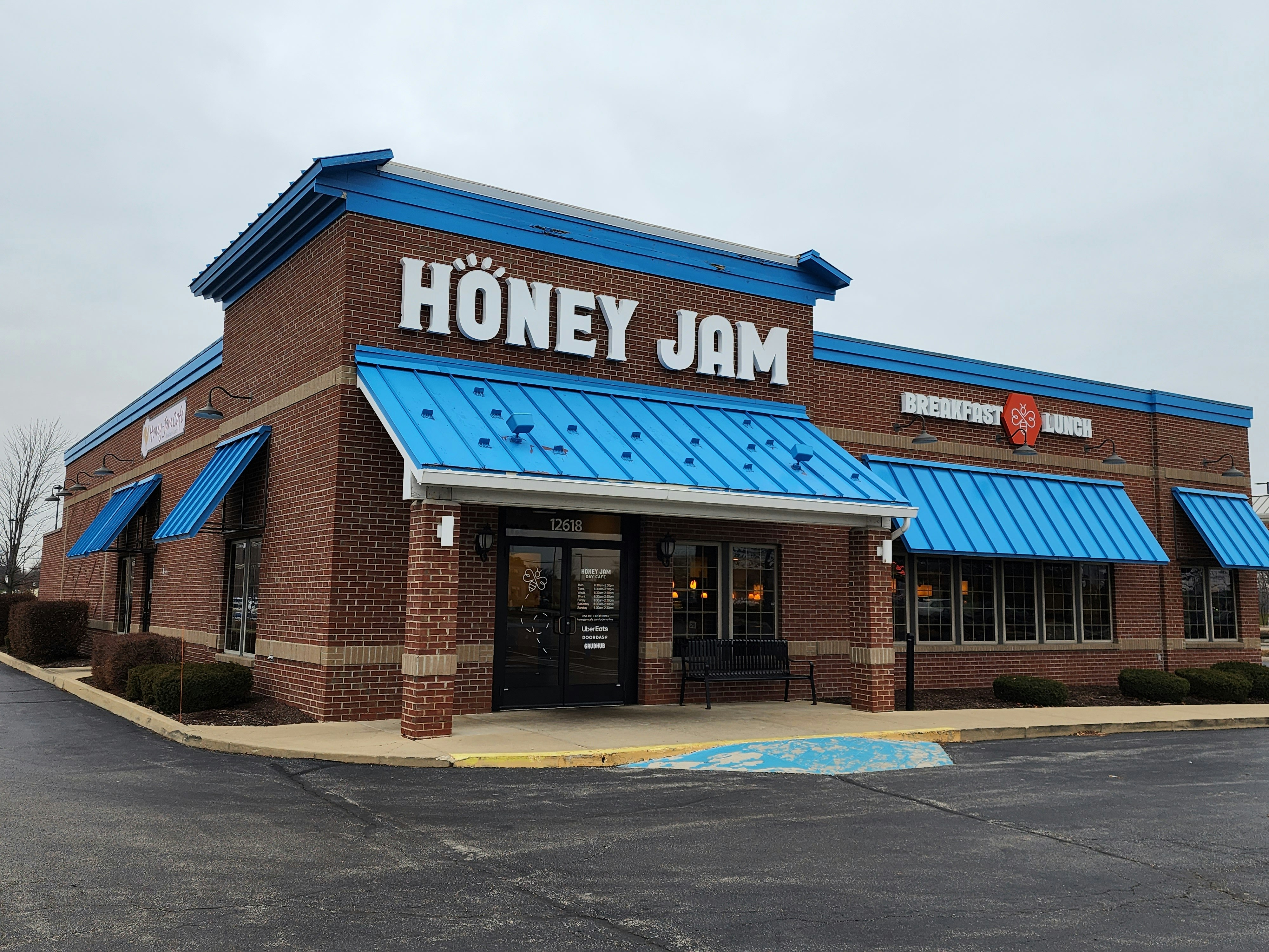 Honey Jar Cafe (Thai)